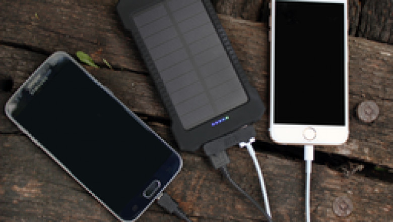 5 Solar Gadgets That Everyone Should Own for Emergencies