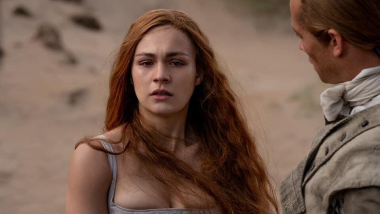 Sophie Skelton Bio