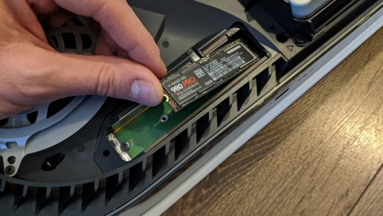 How to Buy the Best M.2 SSD for PS5 Storage Expansion