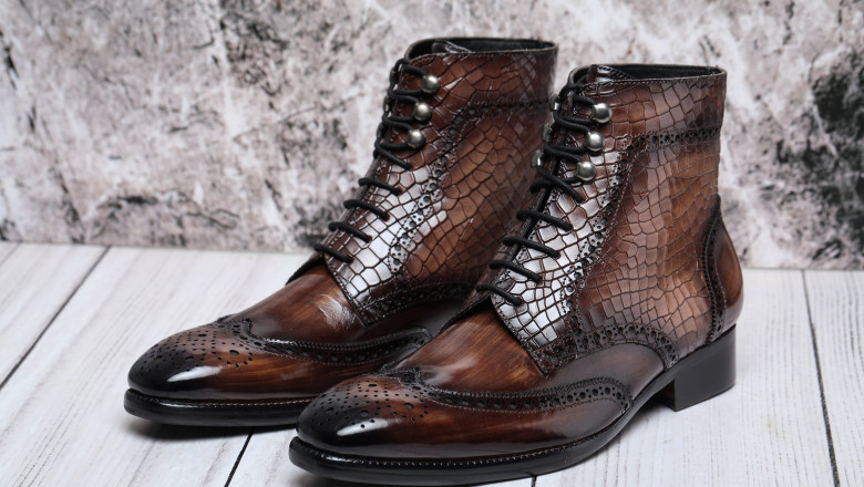 EVERYTHING YOU NEED TO KNOW ABOUT MEN'S LACE-UP BOOTS