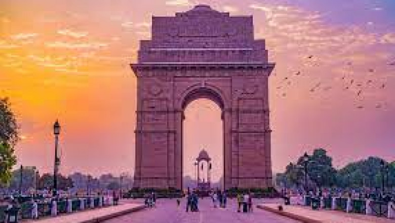https://tajwithguide.com/One-Day-Delhi-Tour.html
