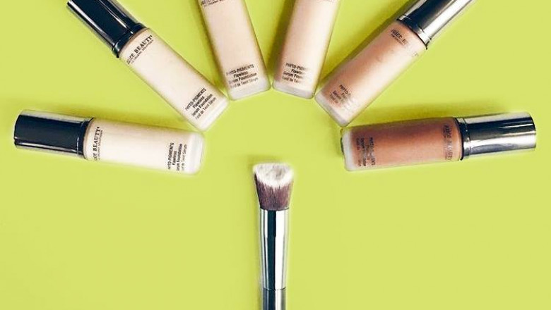 How to Find Your Natural Glow in Time for Holiday Parties