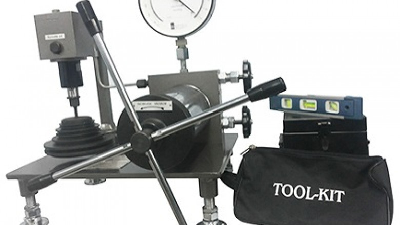 Buy Vacuum Gauge Tester at Best Price in India
