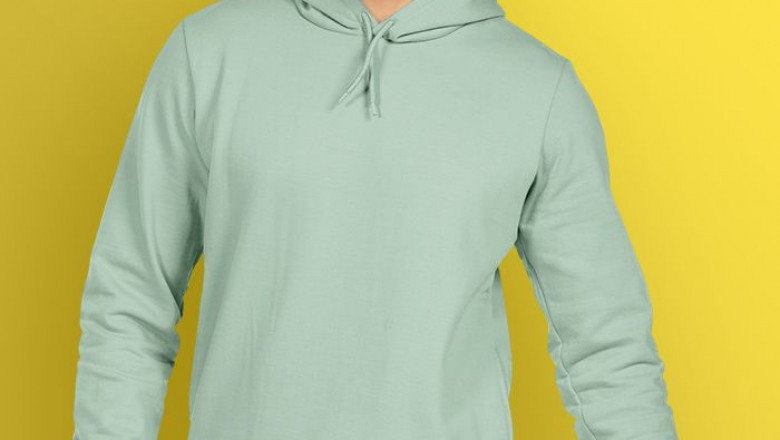 Different fabrics are available at the Winter collection of online stores in India