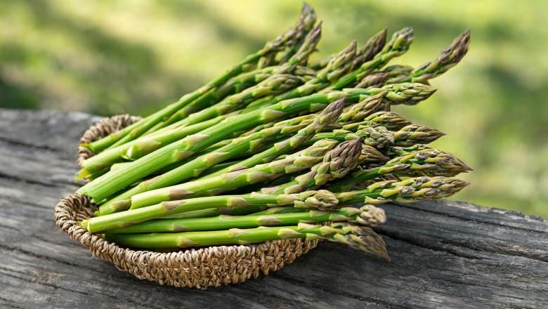 4 Side Effects of Eating Asparagus You Might Not Know