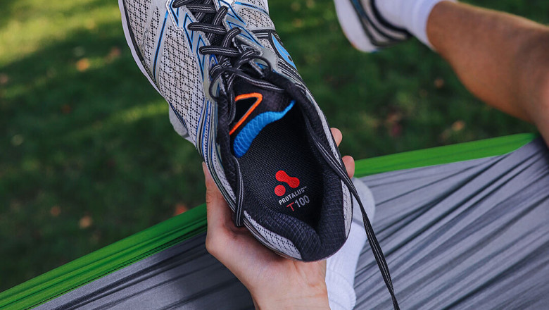 4 Tips to Help When You Work on Your Feet All Day