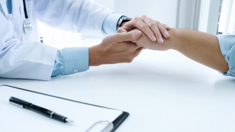What is the Medicare Donut Hole & How Can You Avoid It?