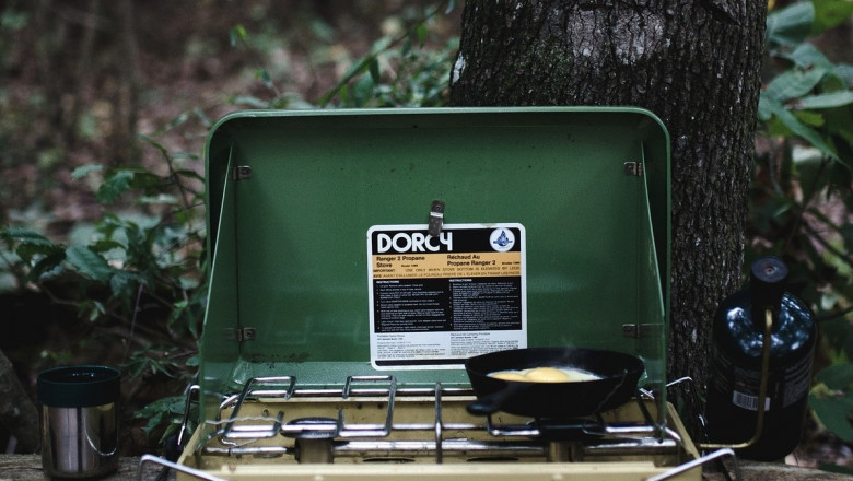 Folding Camp Stove - Track & Tour