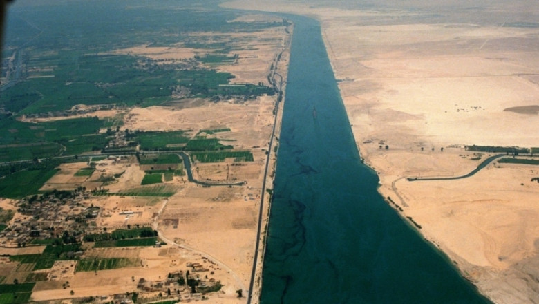 Suez Canal revenues hit new record of $6.3 bn in 2021 vs $5.6 bn in 2020