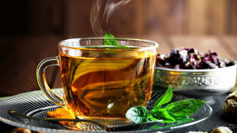 Best Dietitian in India | 8 Healthy Herbal Teas for Winters To Add to Your Diet
