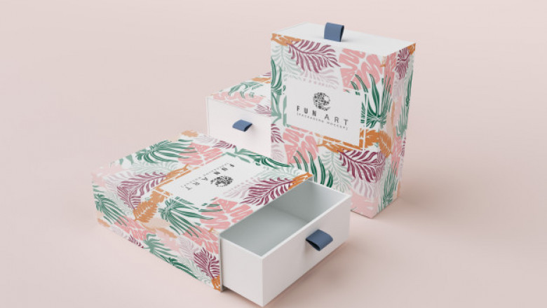 THE CUSTOM SOAP BOXESS