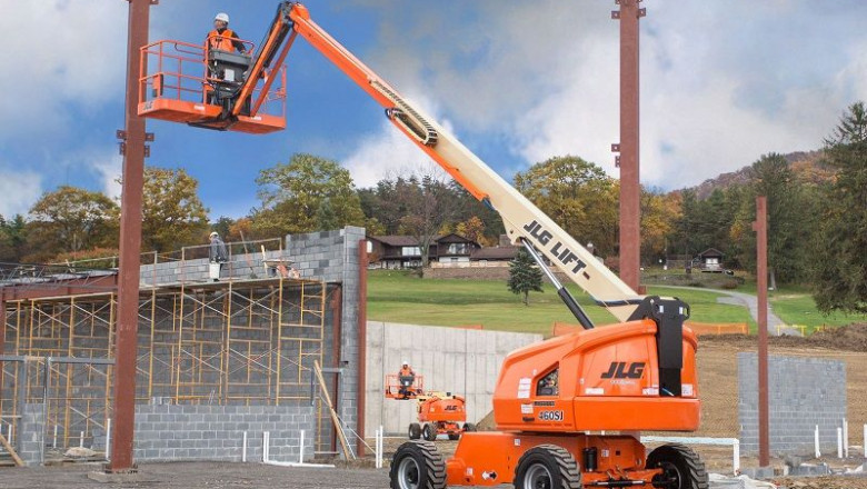 Telescopic Boom Lifts Provide An Aerial Platform That Can Be Extended To Reach Maximum Vertical Or Horizontal Heights For Construction And Other Industrial Applications.