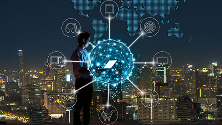 Disruptions, data and challenges of digital marketing