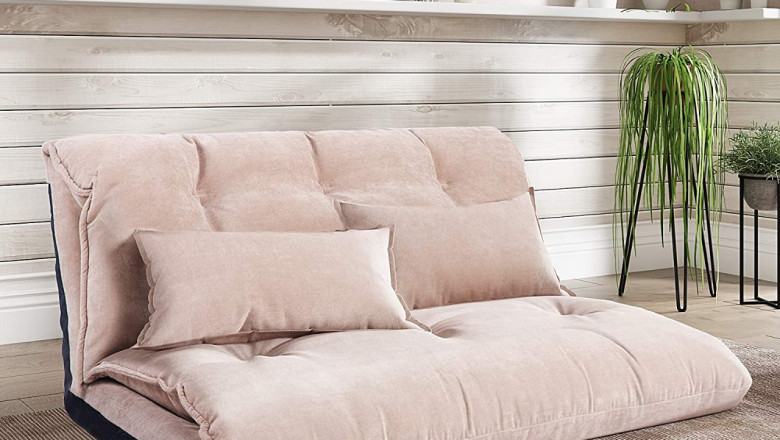 Online furniture business with a traditional and appealing style.