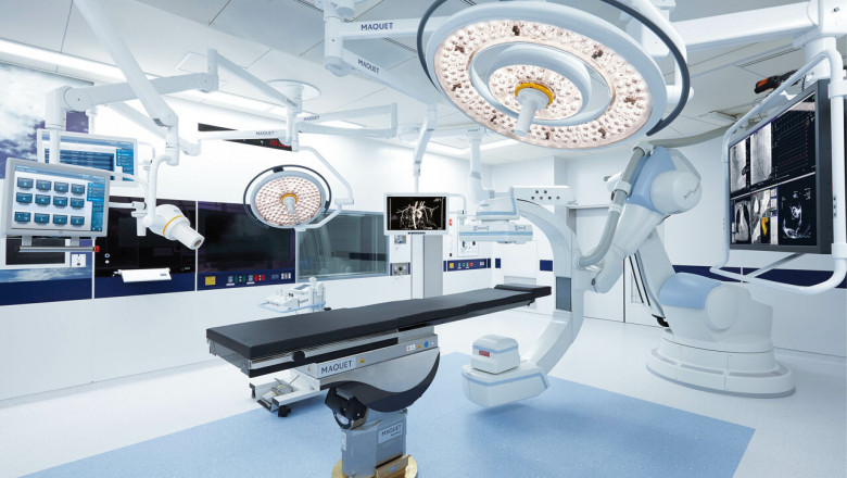 Who is allowed to bring Pre-owned Medical Devices gadgets into India?