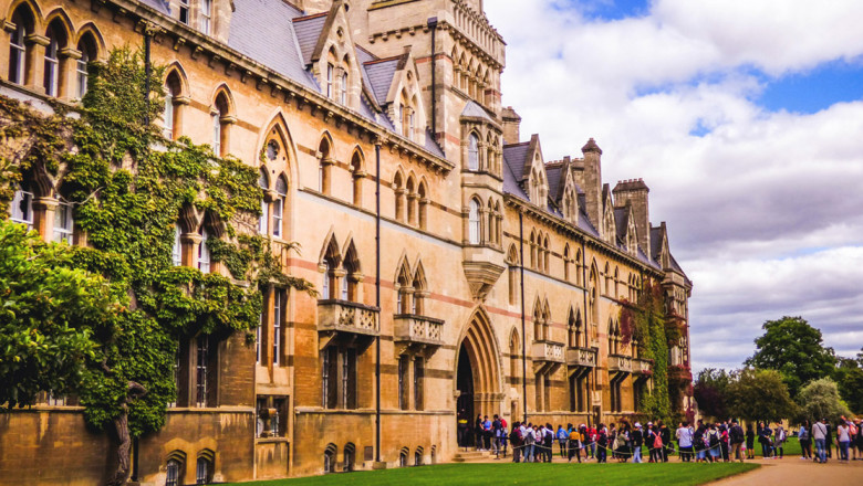 What to Expect When You First Arrive at a UK University