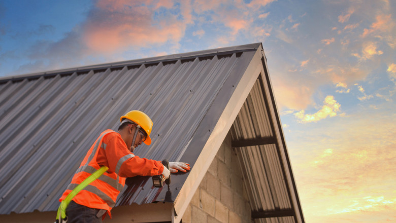 A Few Things to Consider When Choosing Your Outdoor Roofing Solutions