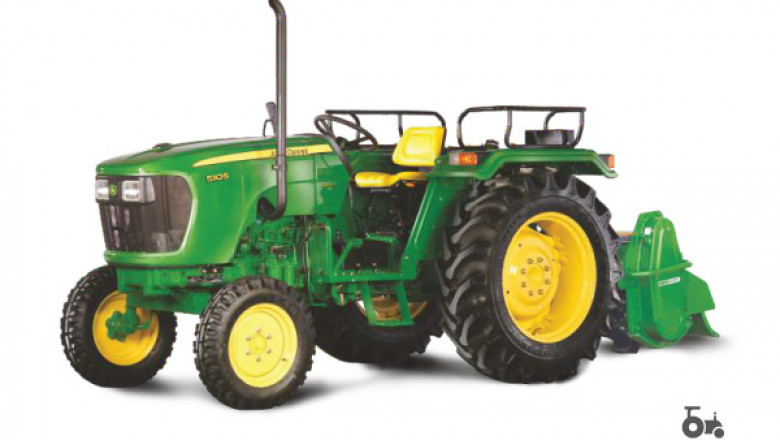 John Deere 5105 Tractor on road Price, feature & mileage- Tractorgyan