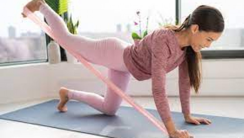 THE 15 BEST BODYWEIGHT EXERCISES FOR TONED GLUTES