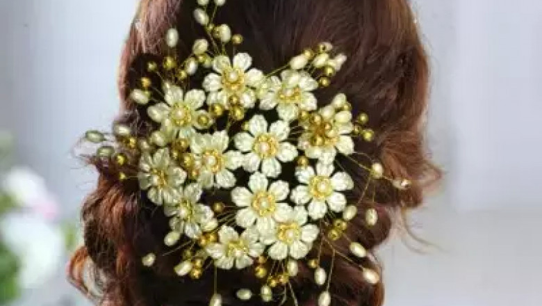 Hair Accessories for Women At Best Price