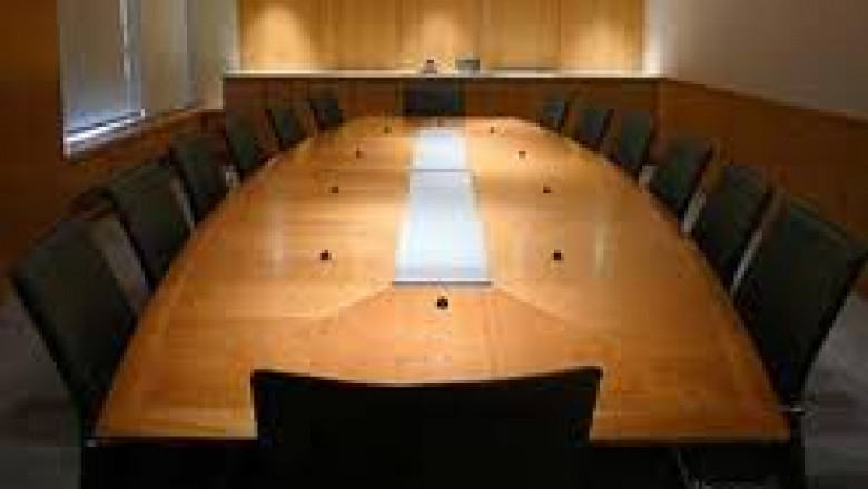 How to Select the Perfect Conference Chairs For Your Meeting Room