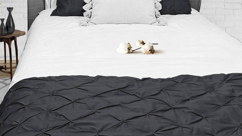 Luxury & 100% Egyptian Cotton Pinch Bed Runner