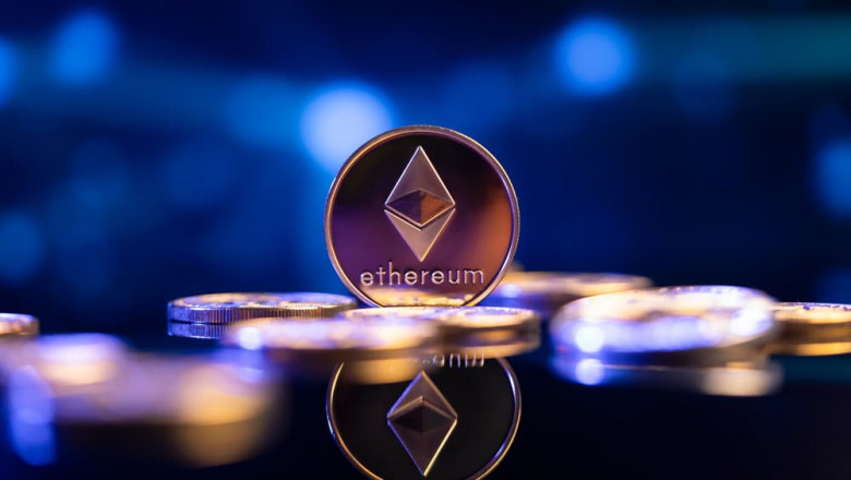 What are the characteristics of DeFi & Potential DeFi Use Cases