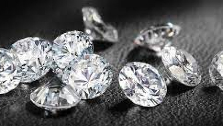 What Are The Major Differences Between CVD Diamonds And CZ diamonds?