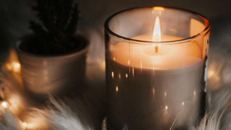 Why People Love to Use Scented Candles These Days