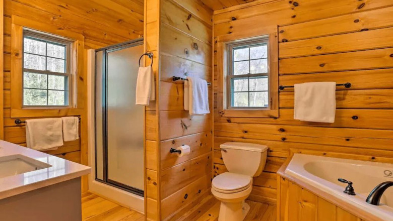 Lammsend- Charming Cottage Stay in South Carolina | Luxury Cabin Vacation Rental in NC