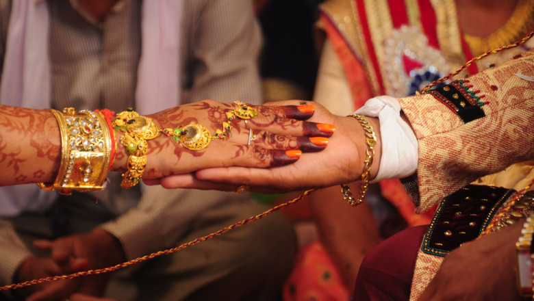 What are the top factors that make matrimonial sites successful?