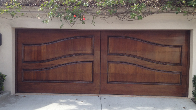 3 Factors to Choose the Best Garage Door Expert