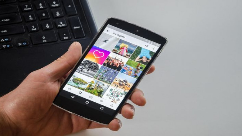 Learn to Add The Instagram Bio in the Link