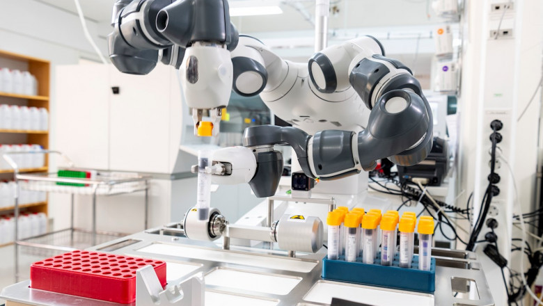 Lab Automation Is a Multidisciplinary Strategy To Aid Technologies in Laboratories