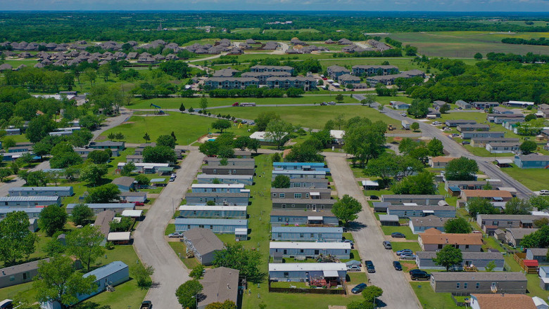 Mobile home parks that are beautiful, inexpensive, and safe!