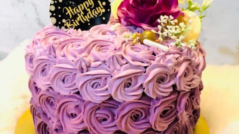 Take Care Of Your Sweet Tooth By Ordering A Cake Online Today!