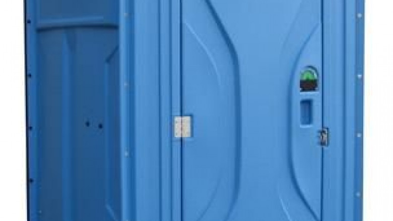 Winters and Portable Toilet Rentals - The Best Combination