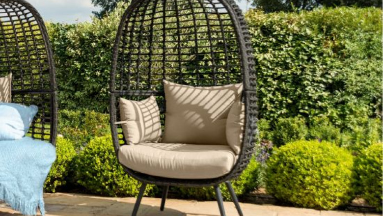 What Are Some Best Modern Living Room Furniture?