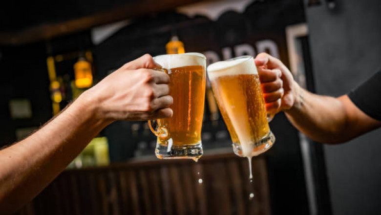 Have Fun At Happy Hour Bar