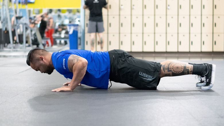5 Calisthenic Exercises for Your Next Trip to the Gym
