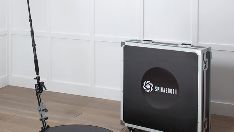 Why a 360 Degree Photo Booth Is a Must For Your Next Event