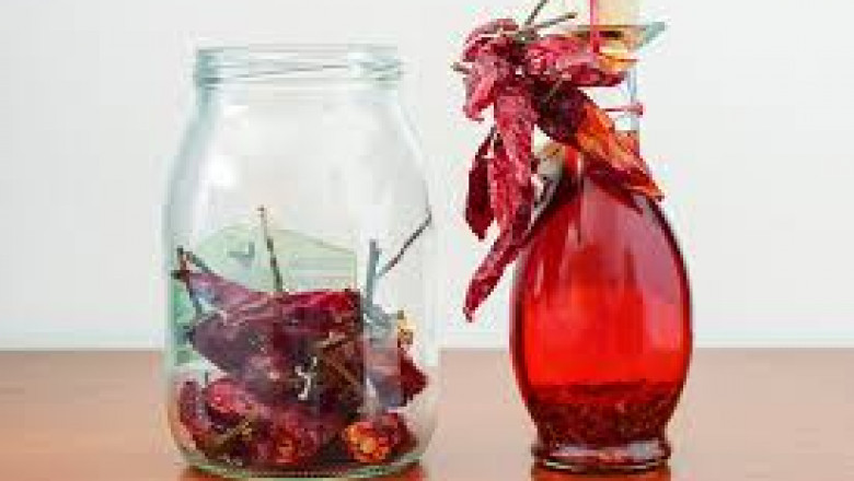 Buy CAPSICUM OLEORESIN 1 MILLION SHU online from pansari biotech