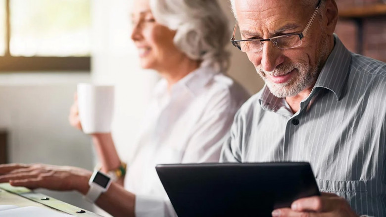 How To Find Old Friends on the Internet
