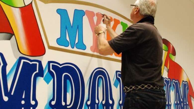 Sign Writing Melbourne | Traditional signwriting | Vic Signs