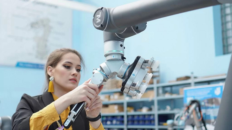 Collaborative Robot Market As They Speed Up Production And Reduce Repetitive Labour Expenditures