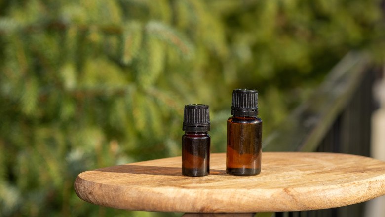 How to Use Essential Oils Topically