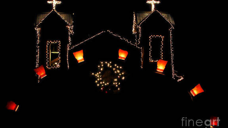 Why You Should Buy Luminary Candles?