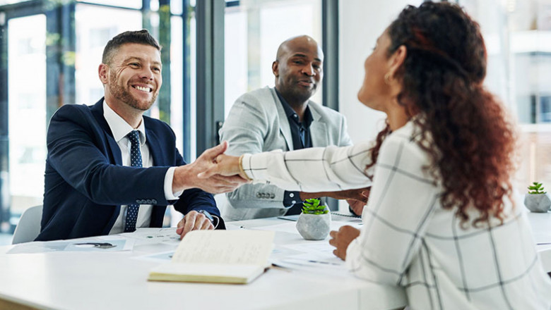 What are the important Characteristics of Global Recruitment Specialists?
