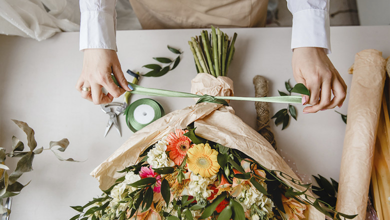 Why should you purchase from local flower shop Dubai?