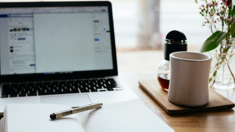 Composing and Illustrating a Compelling Insightful Article - Simple Aide (2022)